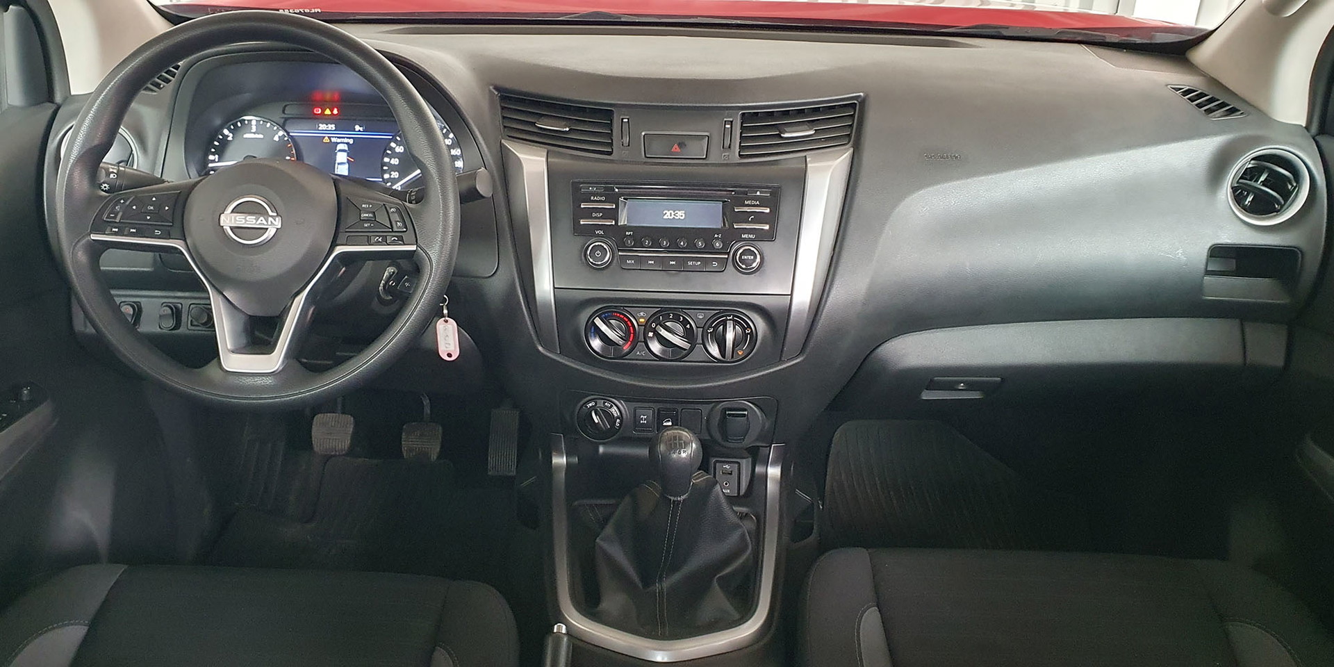 NISSAN NAVARA DC 4X4 2.3 - Imagen 5