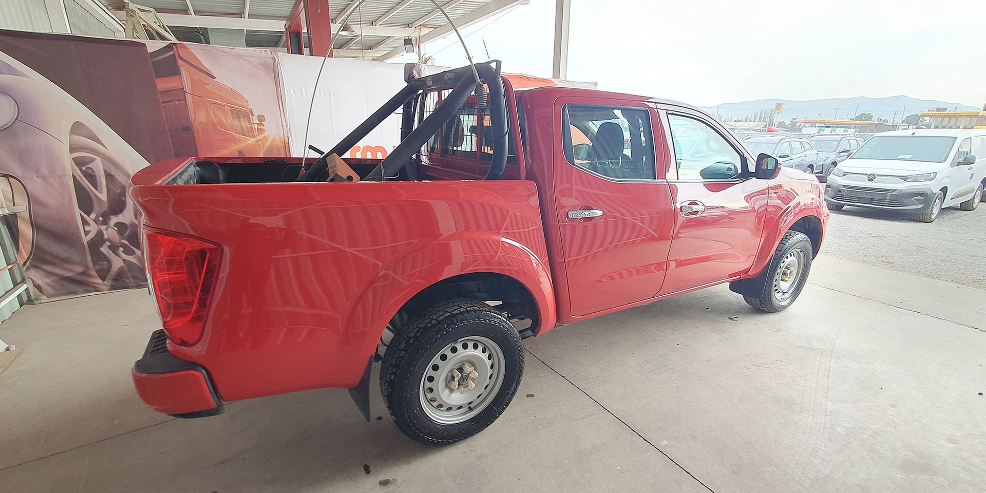 NISSAN NAVARA DC 4X4 2.3 - Imagen 8