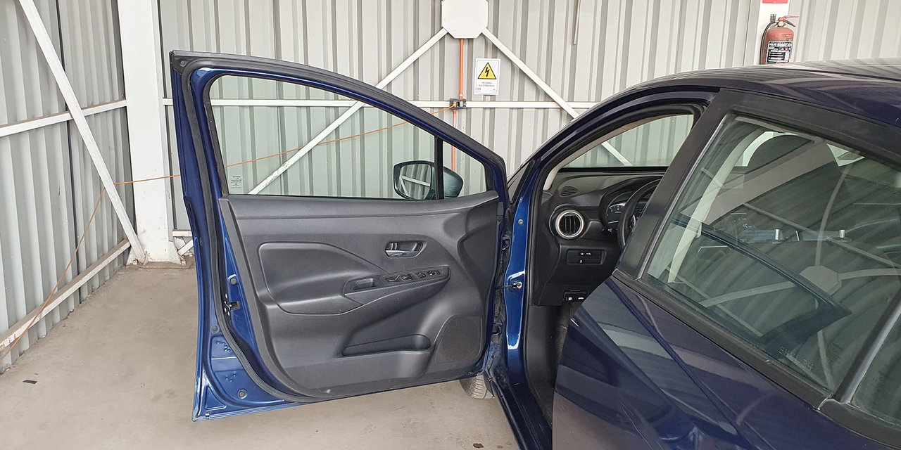 NISSAN VERSA MT 1.6 - Imagen 24