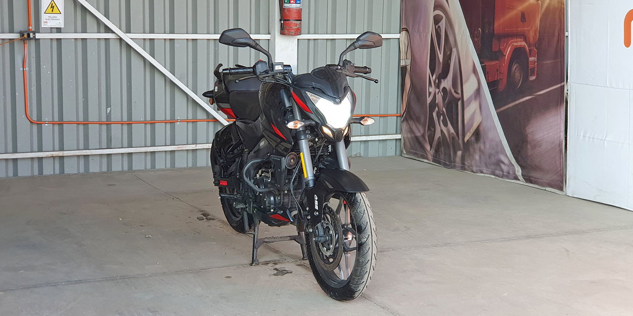 BAJAJ PULSAR - Imagen 2