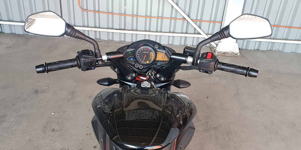 BAJAJ PULSAR - Imagen 5