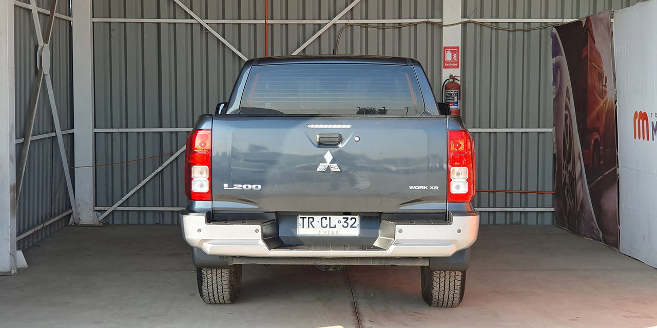 MITSUBISHI L200 - Imagen 10
