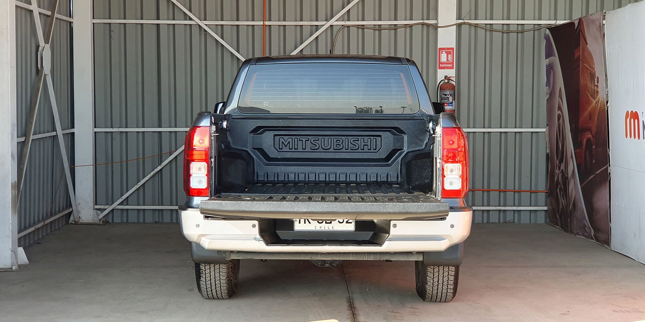 MITSUBISHI L200 - Imagen 11