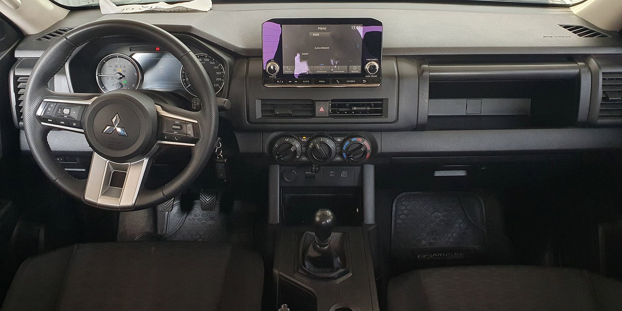 MITSUBISHI L200 - Imagen 6