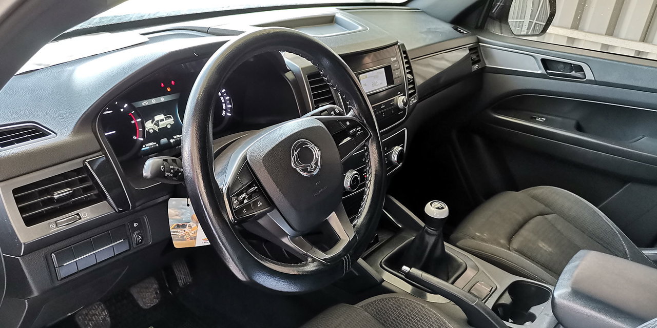 SSANGYONG MUSSO - Imagen 16