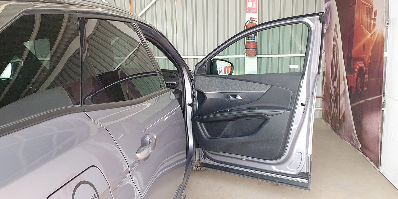 PEUGEOT 3008 - Imagen 25