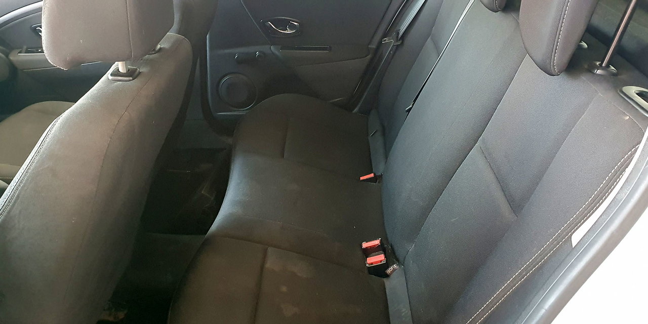 RENAULT MEGANE III - Imagen 23