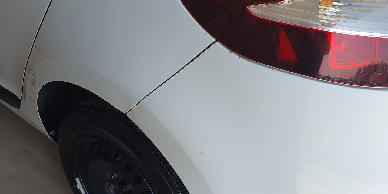 RENAULT MEGANE III - Imagen 44