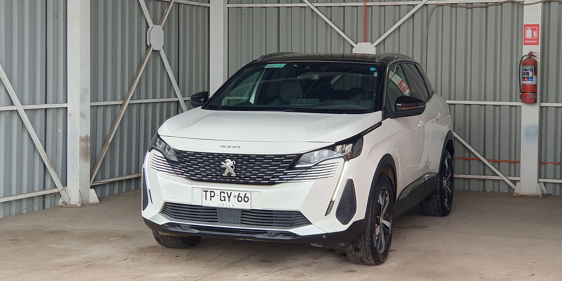 PEUGEOT 3008 - Imagen 1