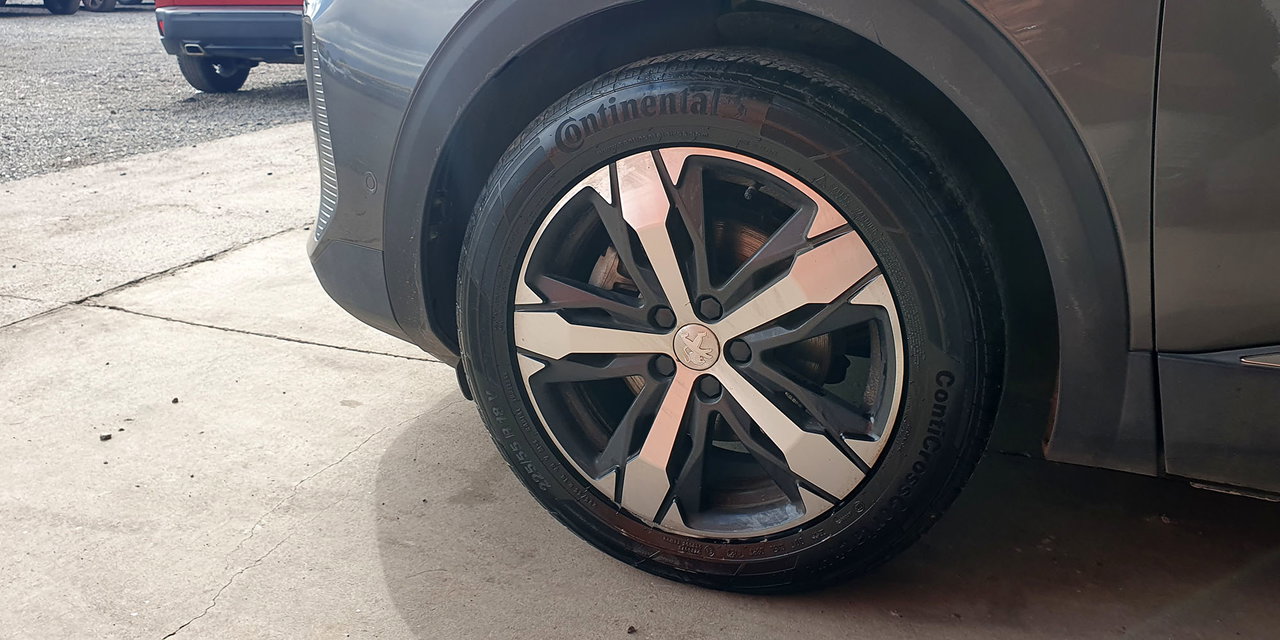 PEUGEOT 5008 - Imagen 15
