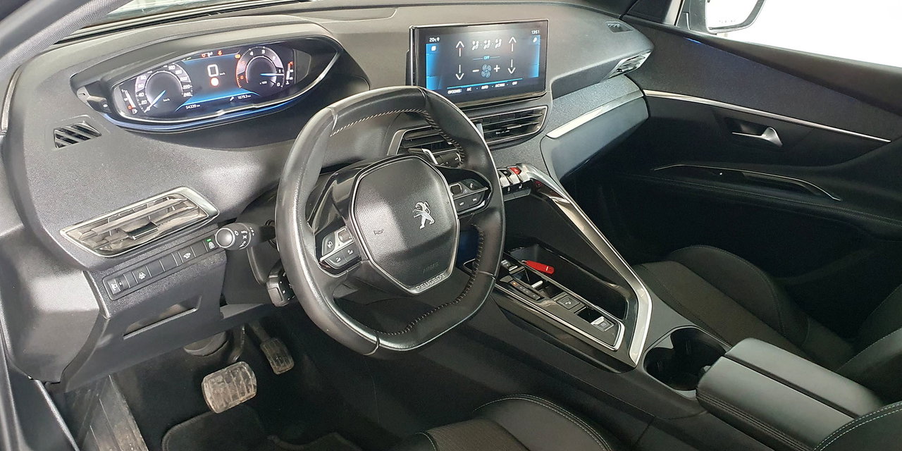PEUGEOT 5008 - Imagen 18