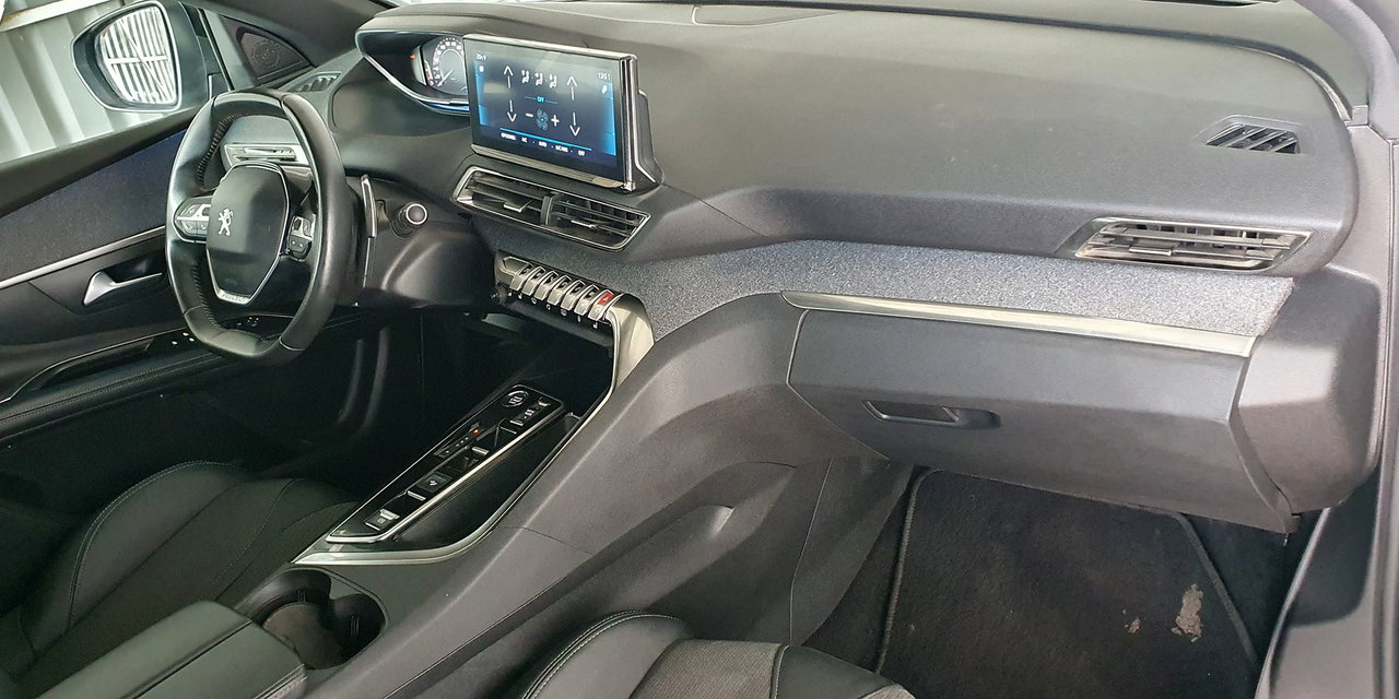 PEUGEOT 5008 - Imagen 19