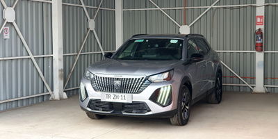 PEUGEOT 2008