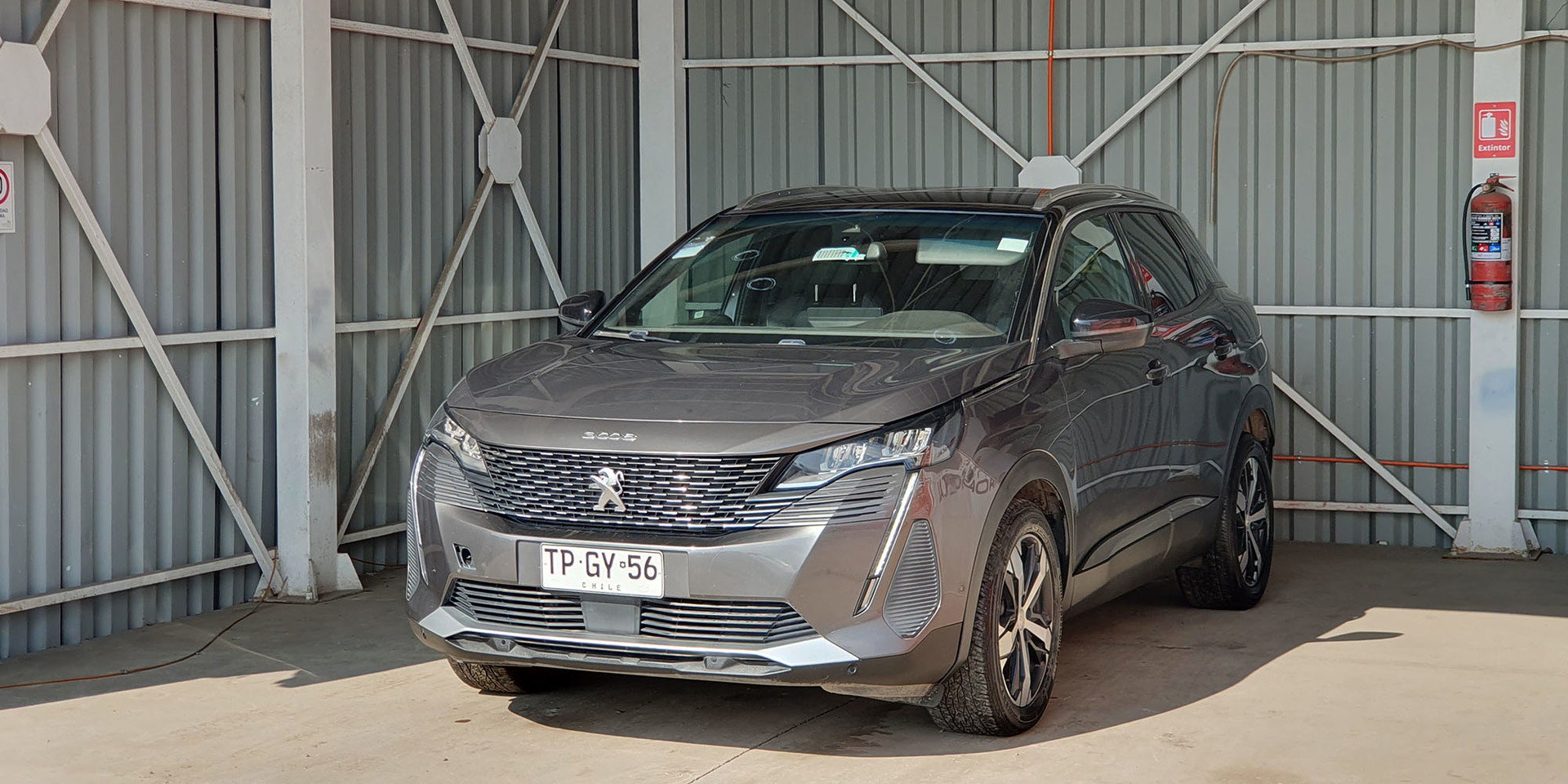 PEUGEOT 3008 - Imagen 1