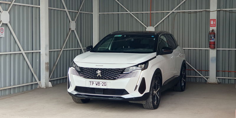 PEUGEOT 3008 - Imagen 1