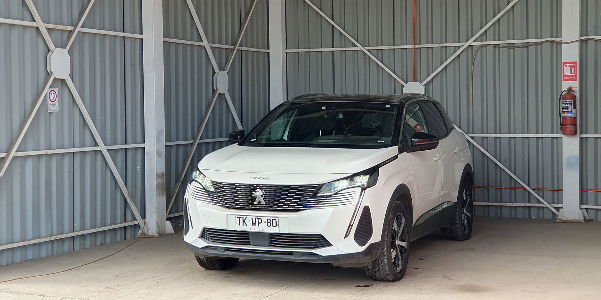 PEUGEOT 3008 - Imagen 1