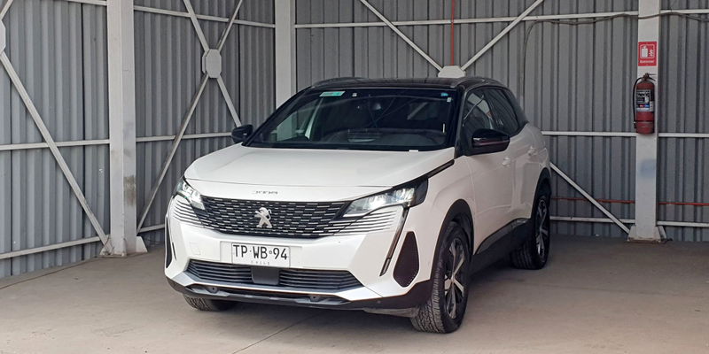 PEUGEOT 3008 - Imagen 1