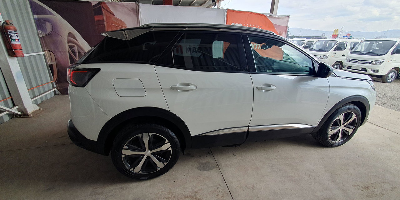 PEUGEOT 3008 - Imagen 8