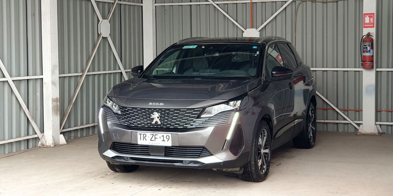 PEUGEOT 3008 - Imagen 1