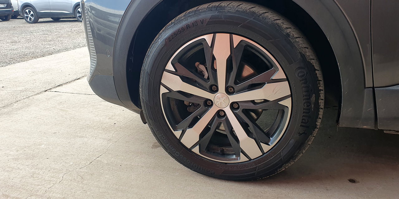 PEUGEOT 5008 - Imagen 15