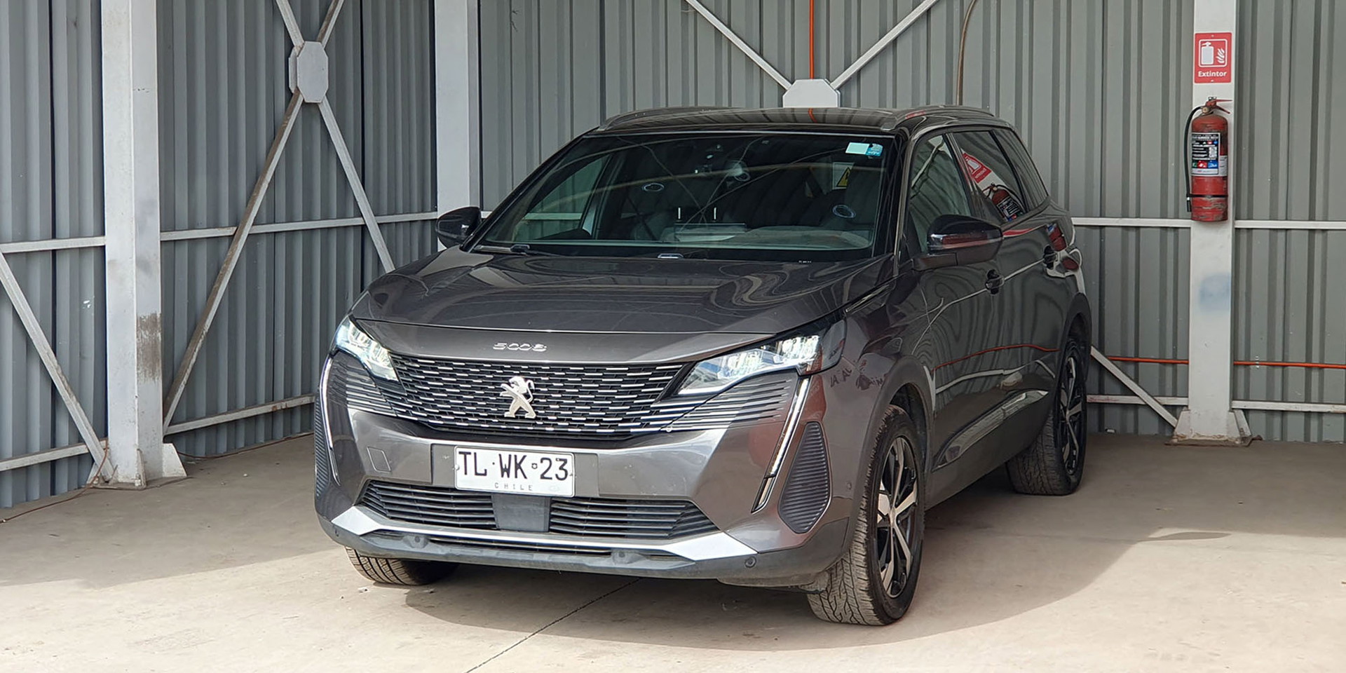 PEUGEOT 5008 - Imagen 1