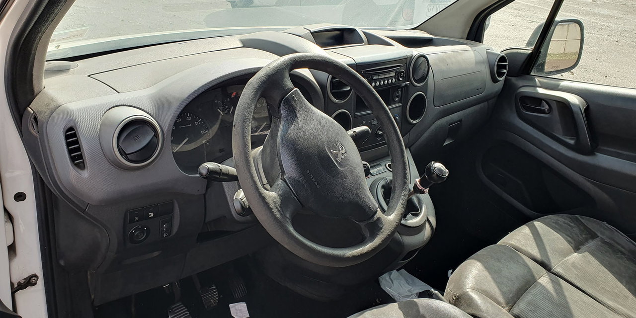 PEUGEOT PARTNER - Imagen 15