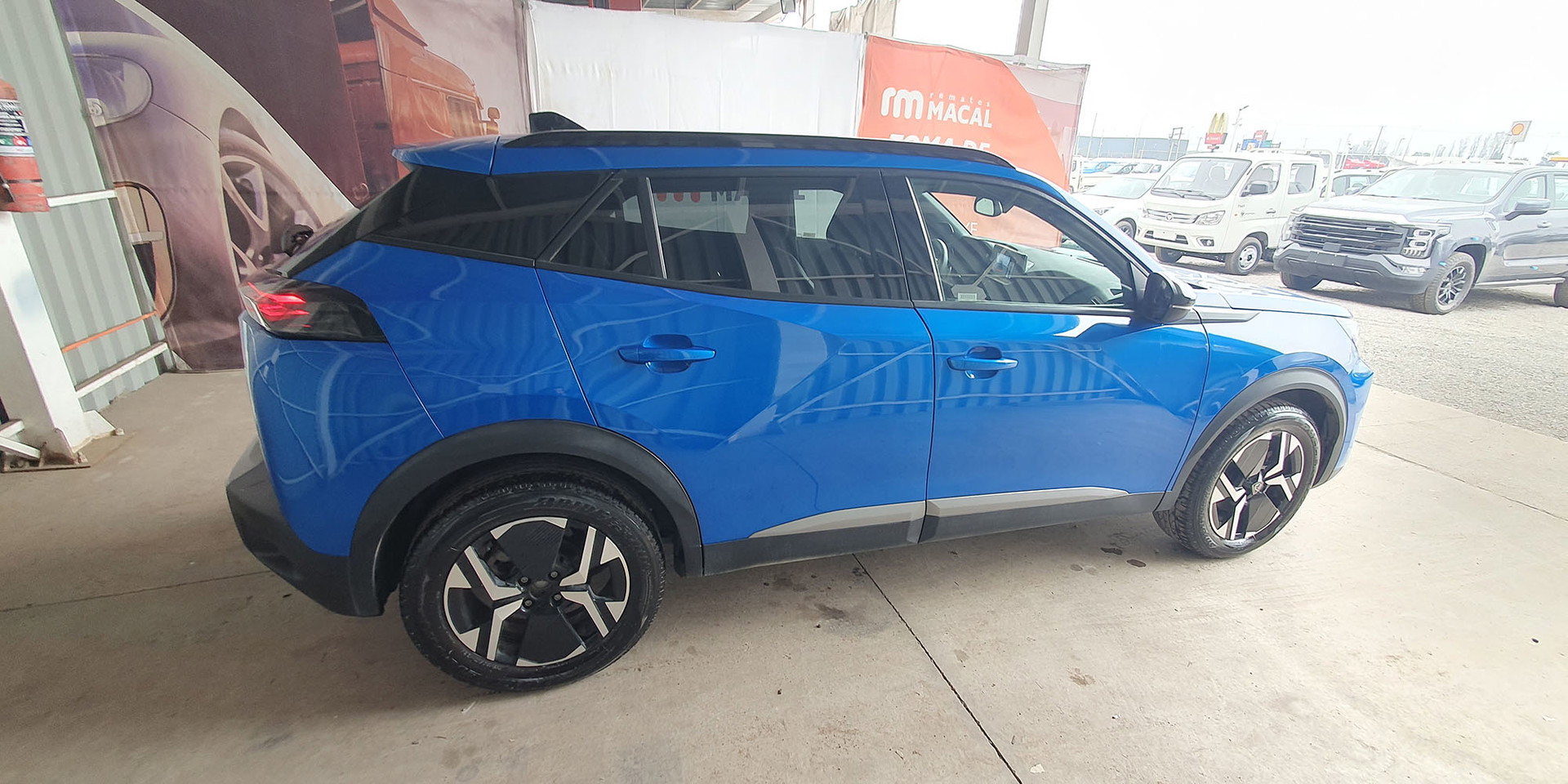 PEUGEOT 2008 - Imagen 8