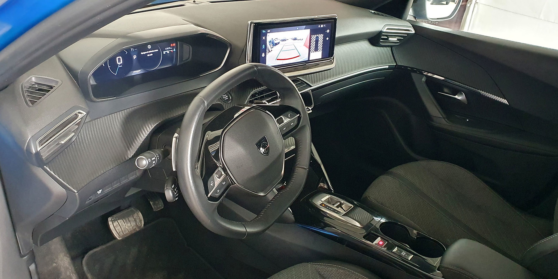 PEUGEOT 2008 - Imagen 18