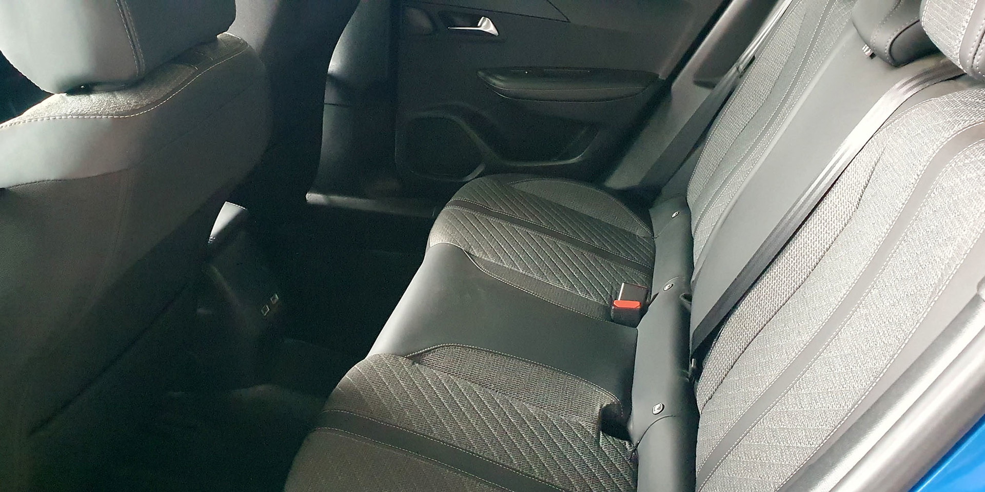 PEUGEOT 2008 - Imagen 23