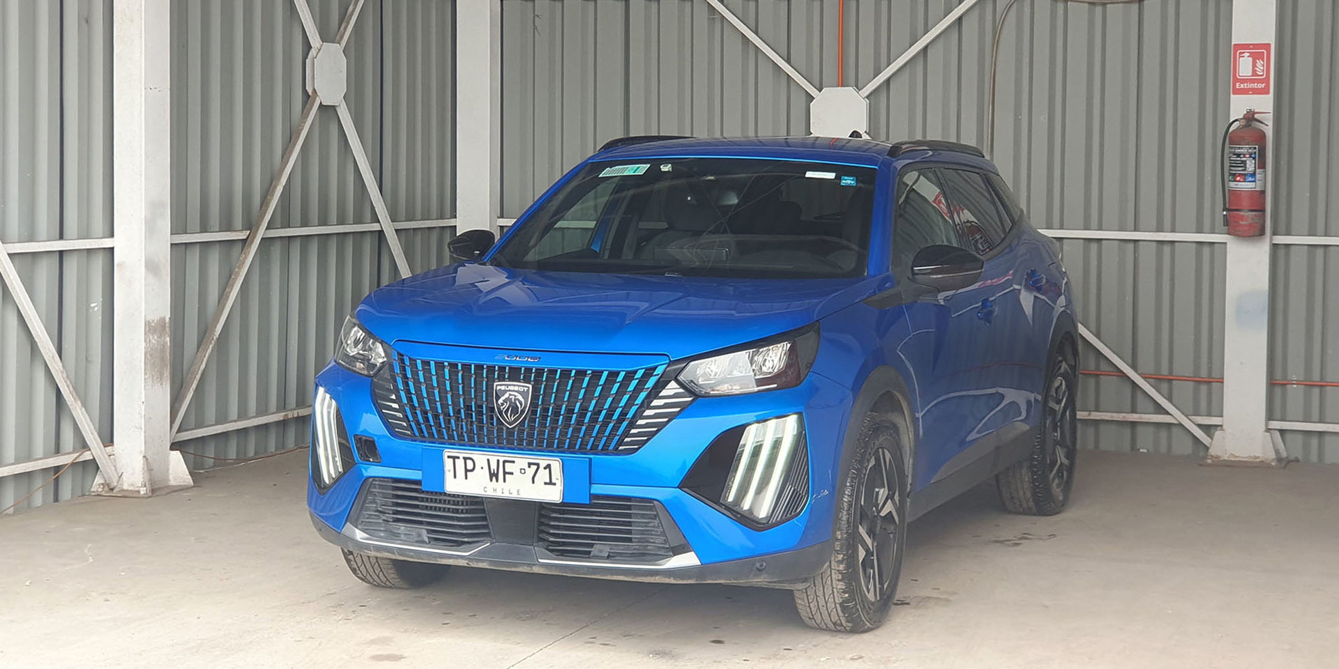 PEUGEOT 2008