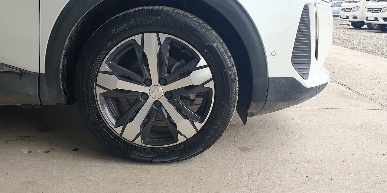 PEUGEOT 3008 - Imagen 15