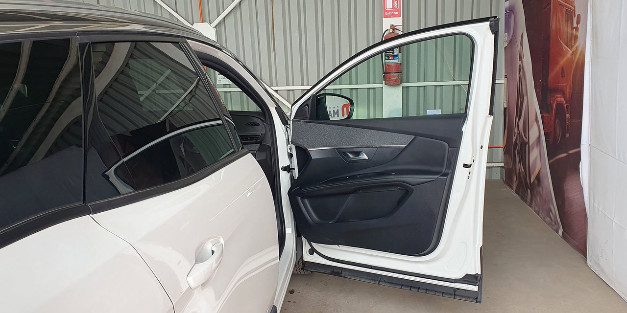 PEUGEOT 3008 - Imagen 26