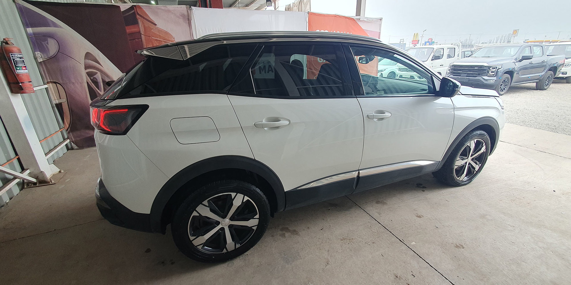 PEUGEOT 3008 - Imagen 8