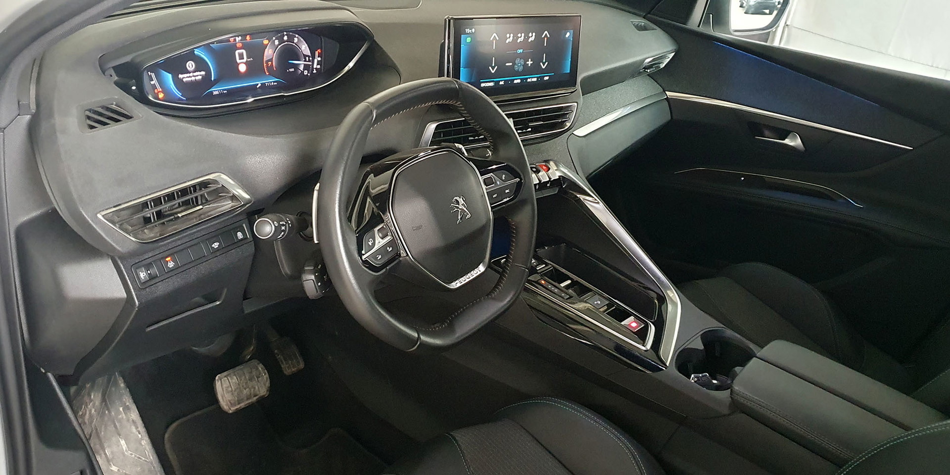 PEUGEOT 3008 - Imagen 18