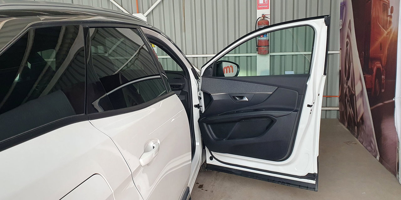 PEUGEOT 3008 - Imagen 25