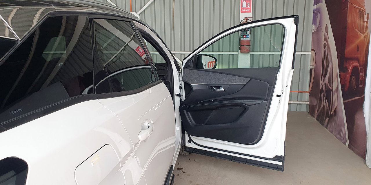 PEUGEOT 3008 - Imagen 25
