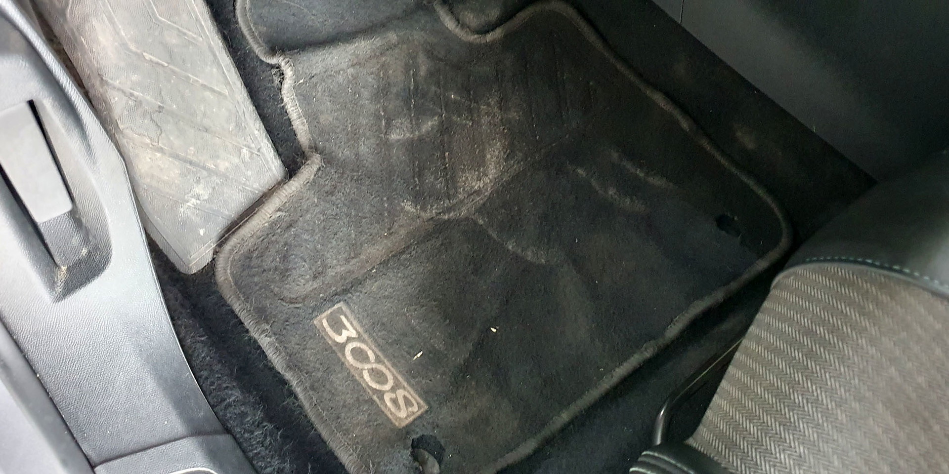 PEUGEOT 3008 - Imagen 26