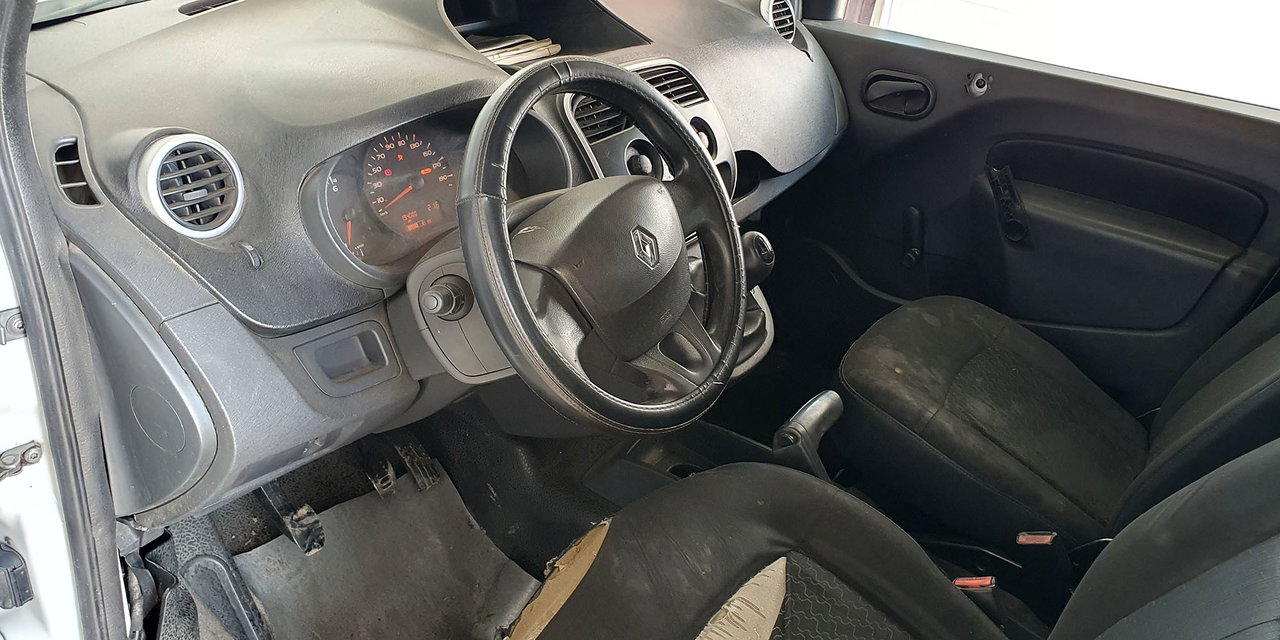 RENAULT KANGOO - Imagen 17