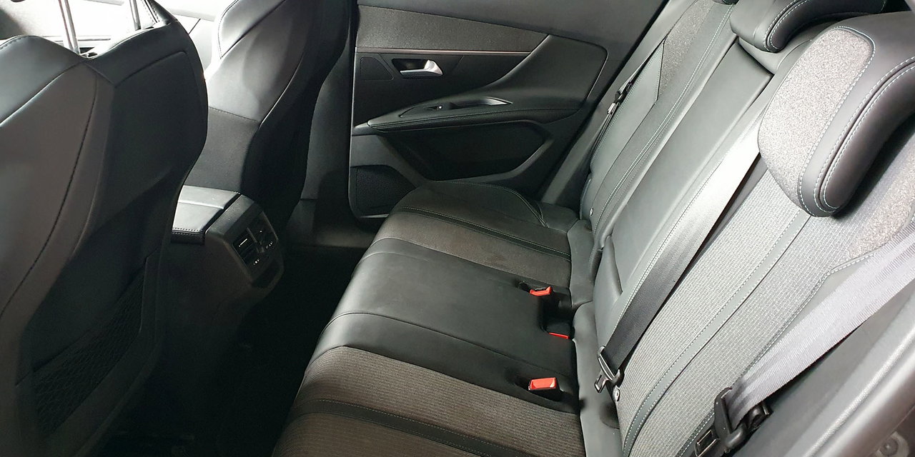 PEUGEOT 3008 - Imagen 23