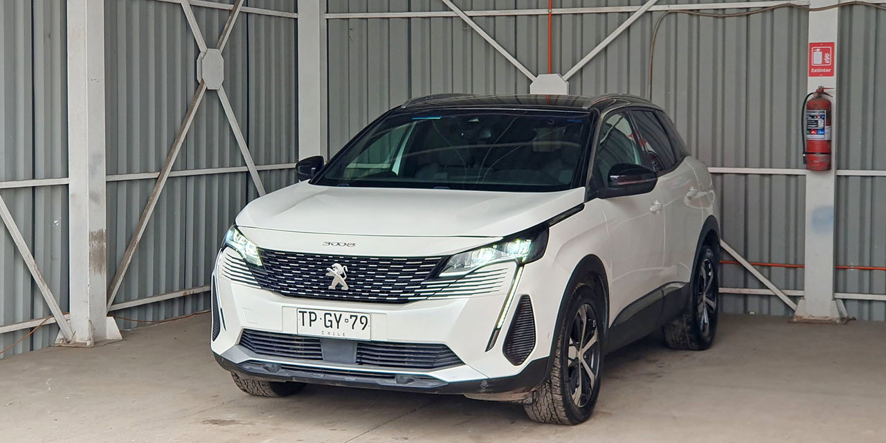 PEUGEOT 3008 - Imagen 1
