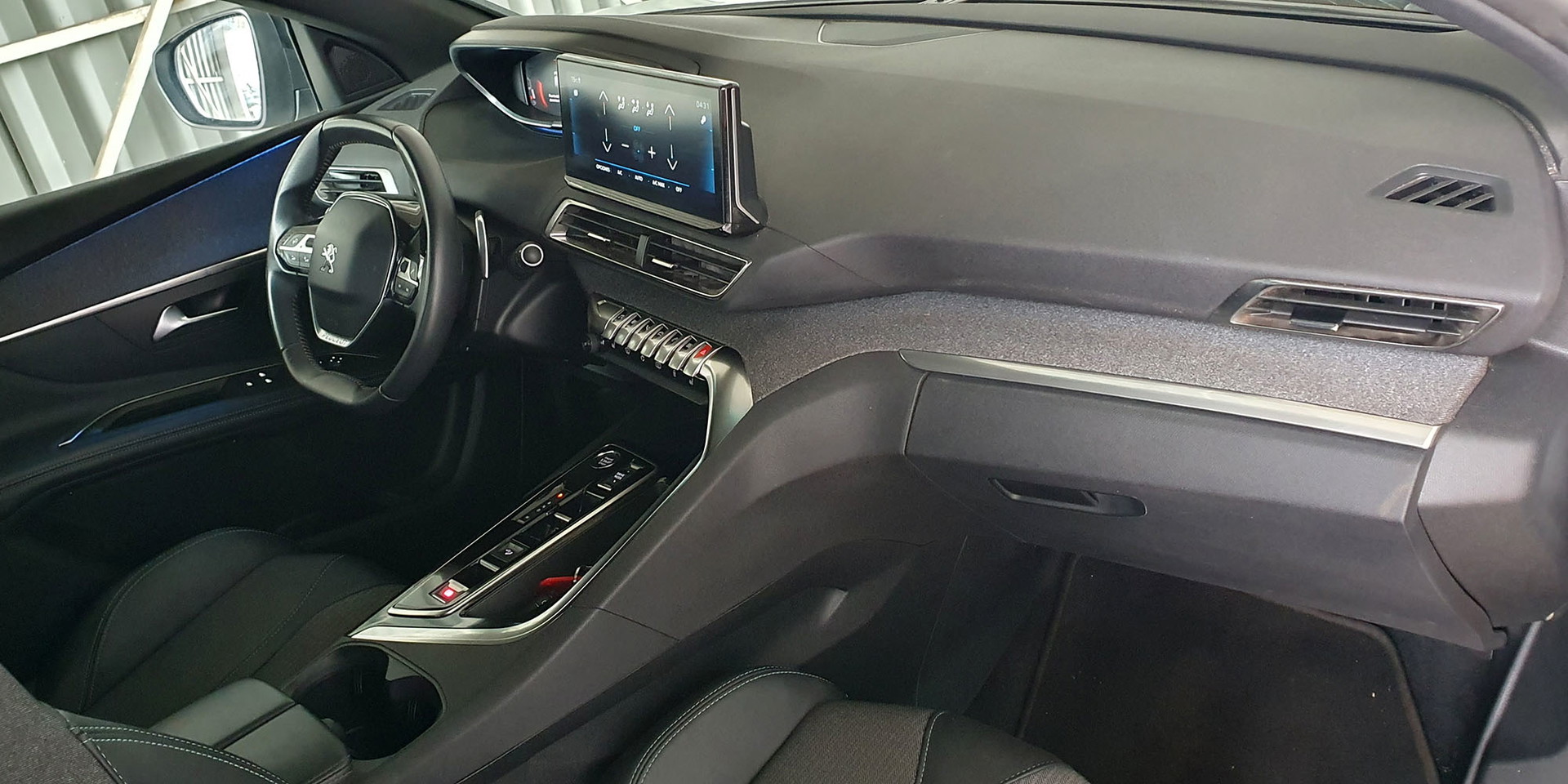 PEUGEOT 3008 - Imagen 19