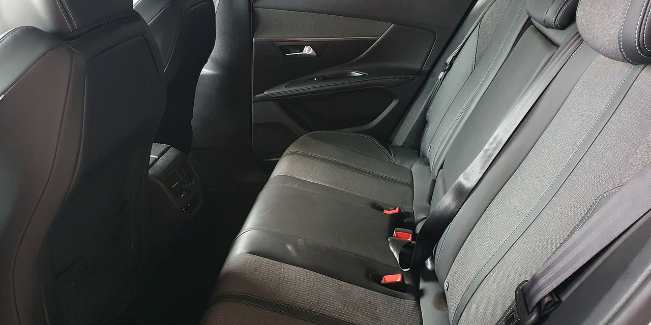 PEUGEOT 3008 - Imagen 23