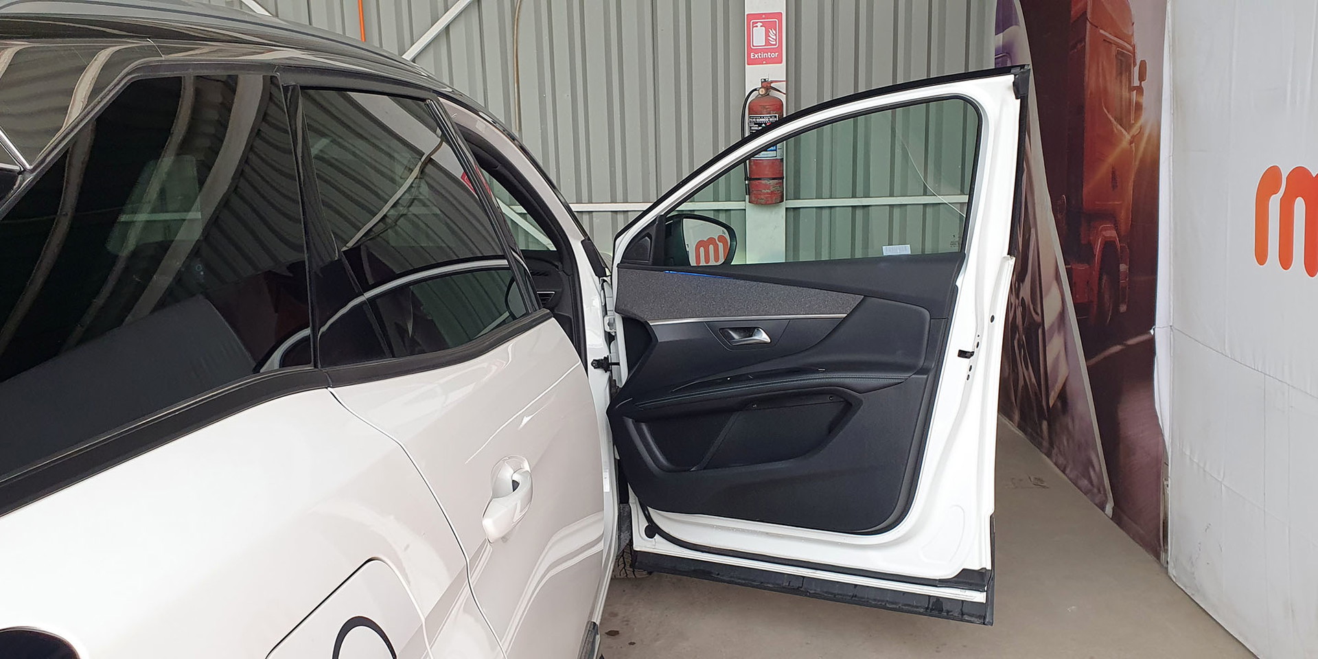 PEUGEOT 3008 - Imagen 25