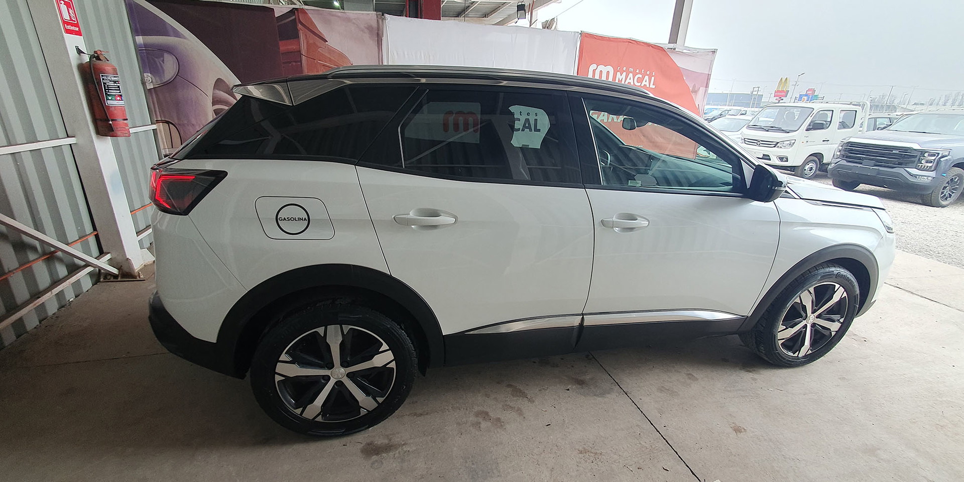PEUGEOT 3008 - Imagen 8