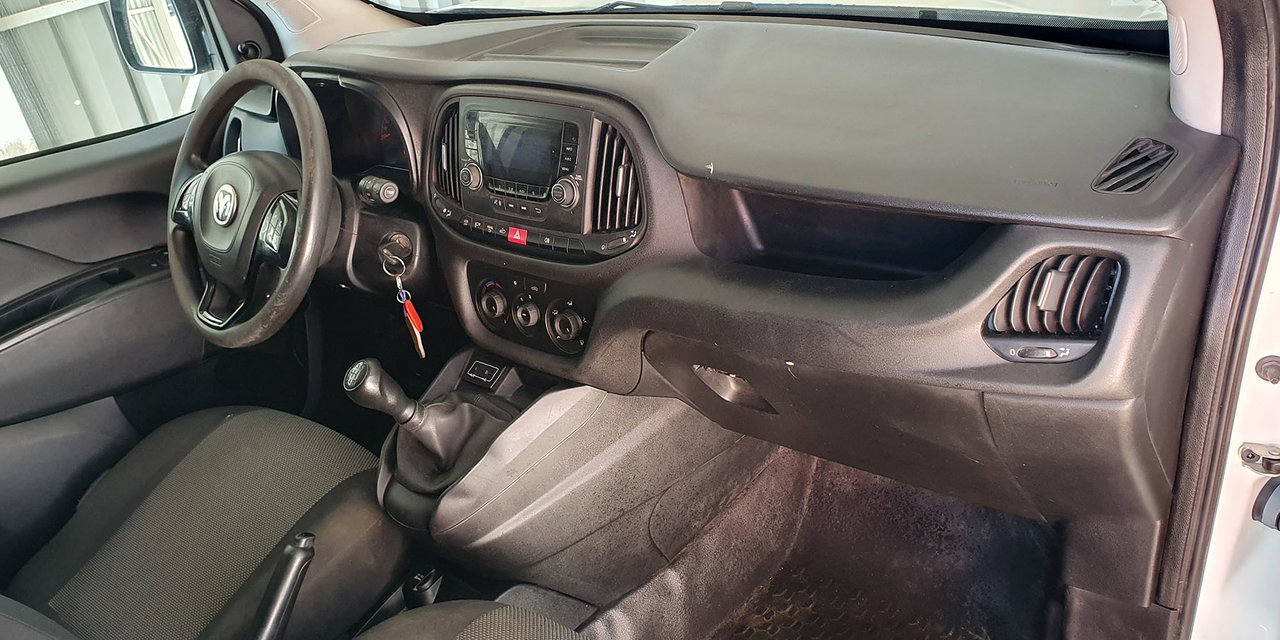 RAM VAN 1000 - Imagen 18