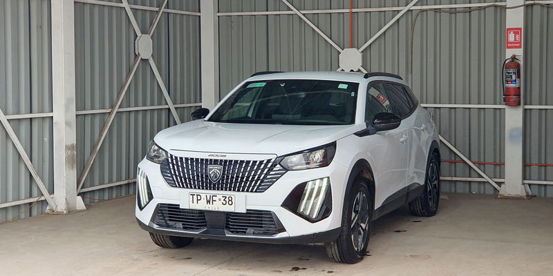 PEUGEOT 2008 - Imagen 1
