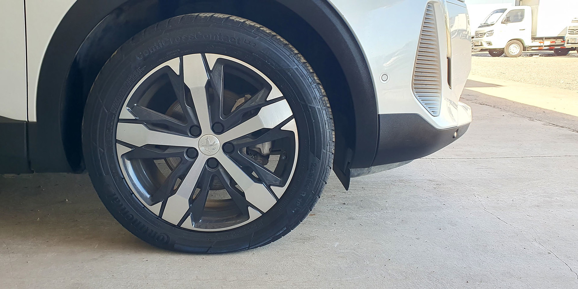 Peugeot 3008 — foto 27 de 40
