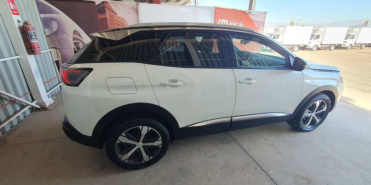 PEUGEOT 3008 - Imagen 9