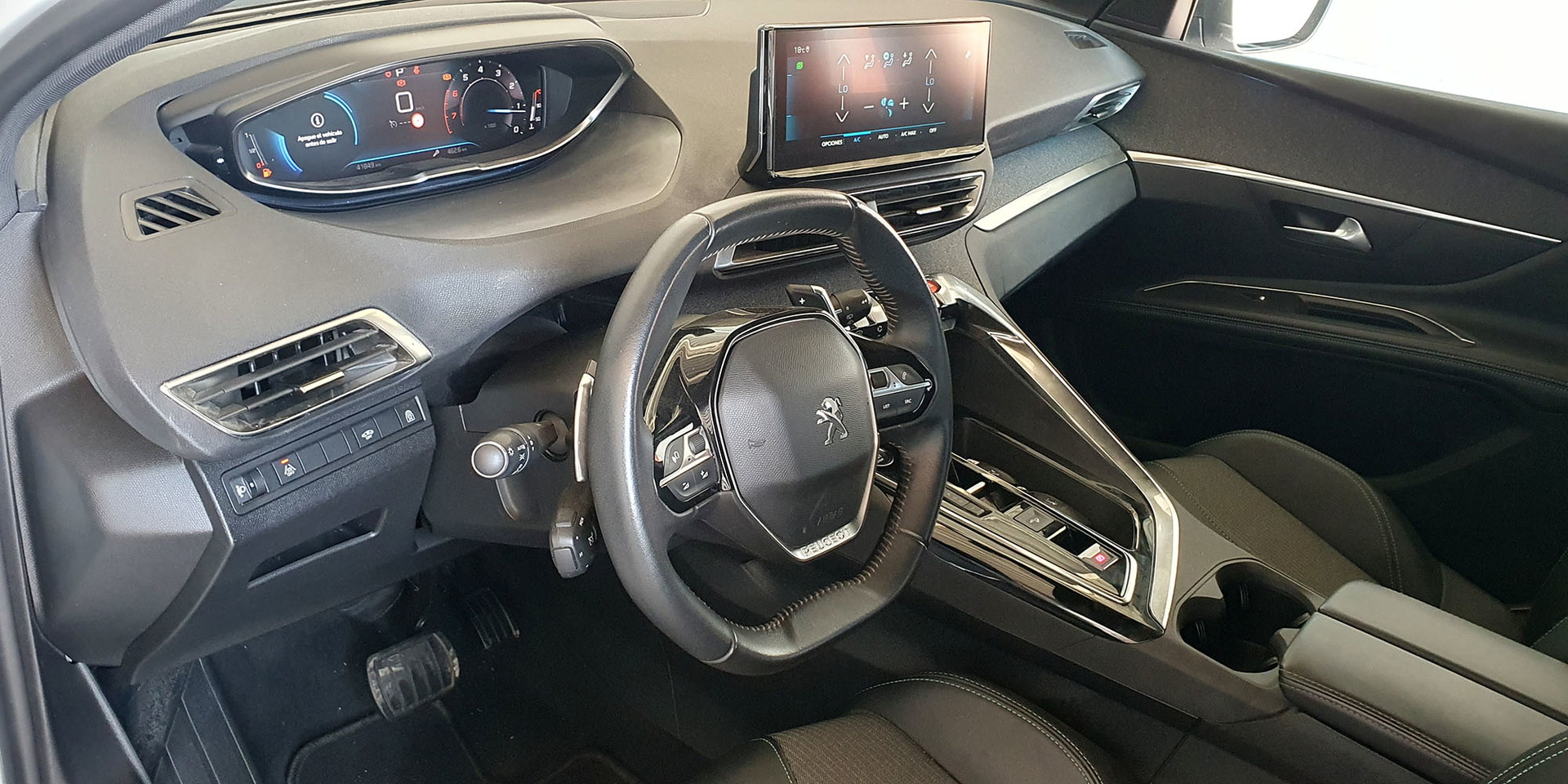 Peugeot 3008 — foto 35 de 40