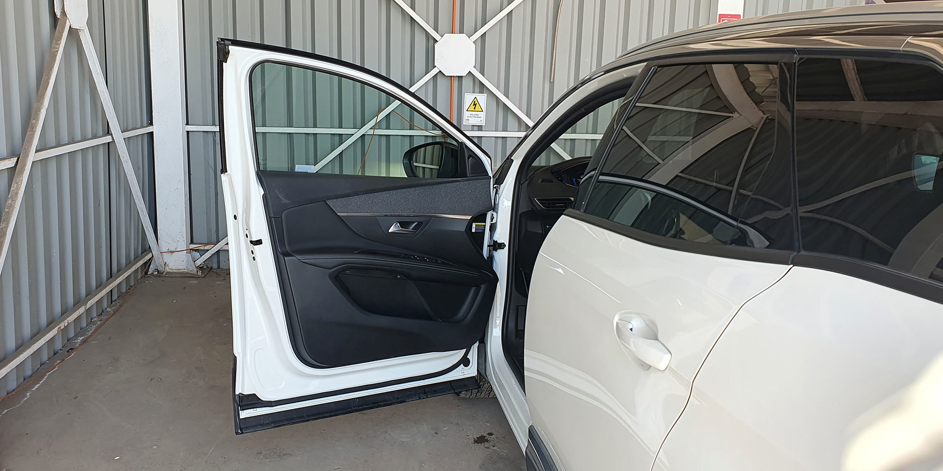 PEUGEOT 3008 - Imagen 25